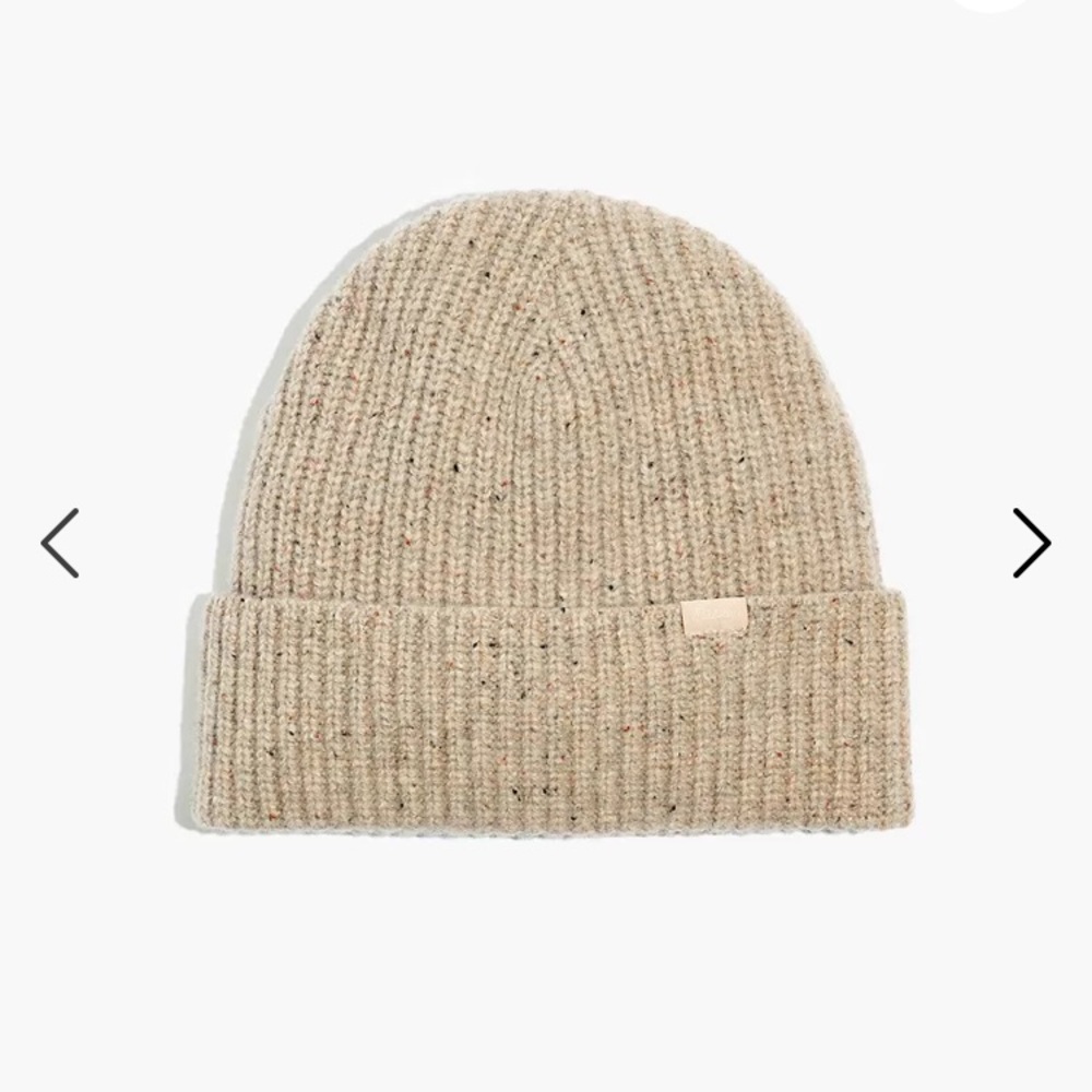 Madewell Chunky Merino Wool Cuffed Beanie in Desert Color